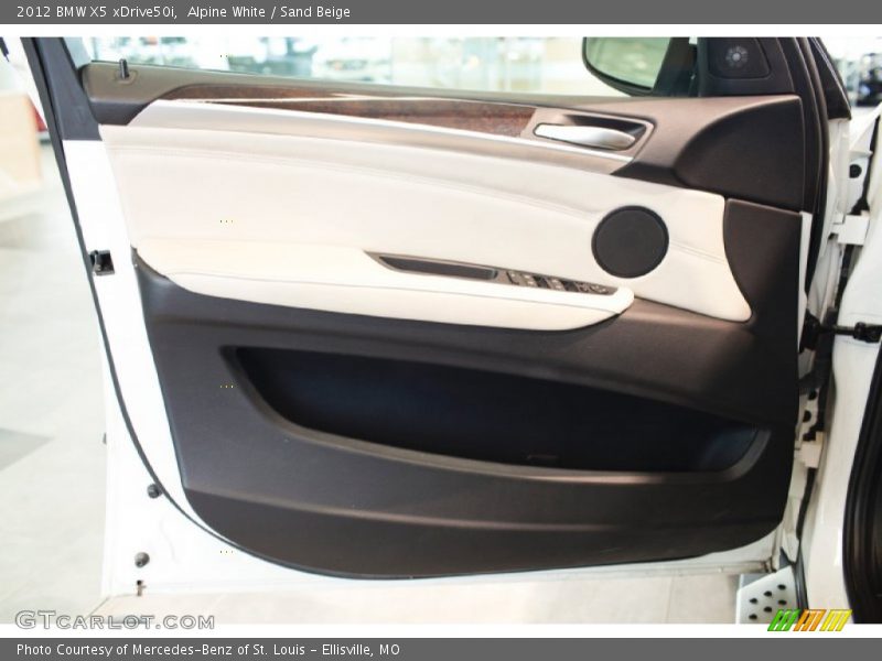 Alpine White / Sand Beige 2012 BMW X5 xDrive50i