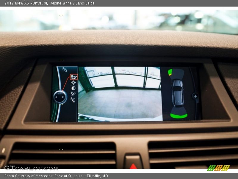 Alpine White / Sand Beige 2012 BMW X5 xDrive50i