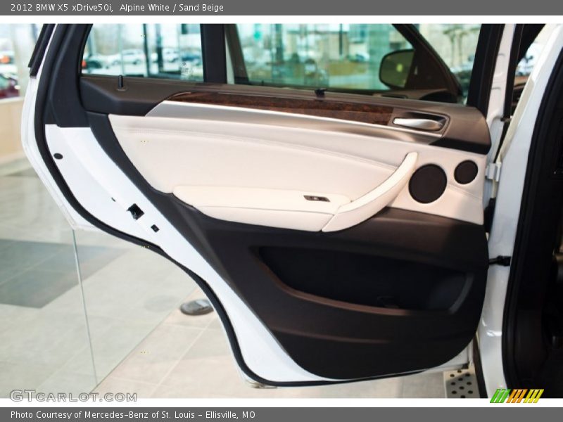 Alpine White / Sand Beige 2012 BMW X5 xDrive50i