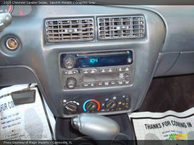 Sandrift Metallic / Graphite Gray 2005 Chevrolet Cavalier Sedan