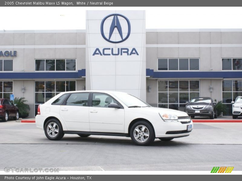 White / Neutral Beige 2005 Chevrolet Malibu Maxx LS Wagon