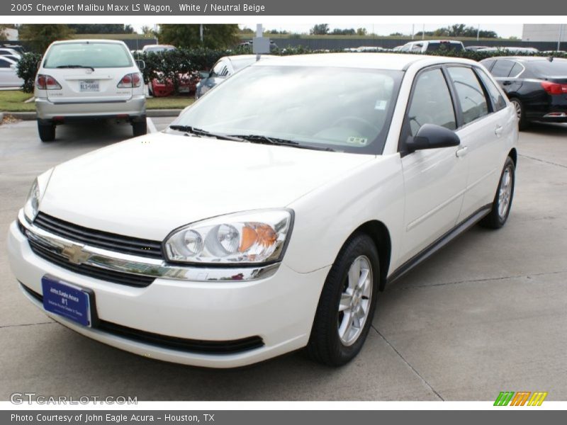 White / Neutral Beige 2005 Chevrolet Malibu Maxx LS Wagon