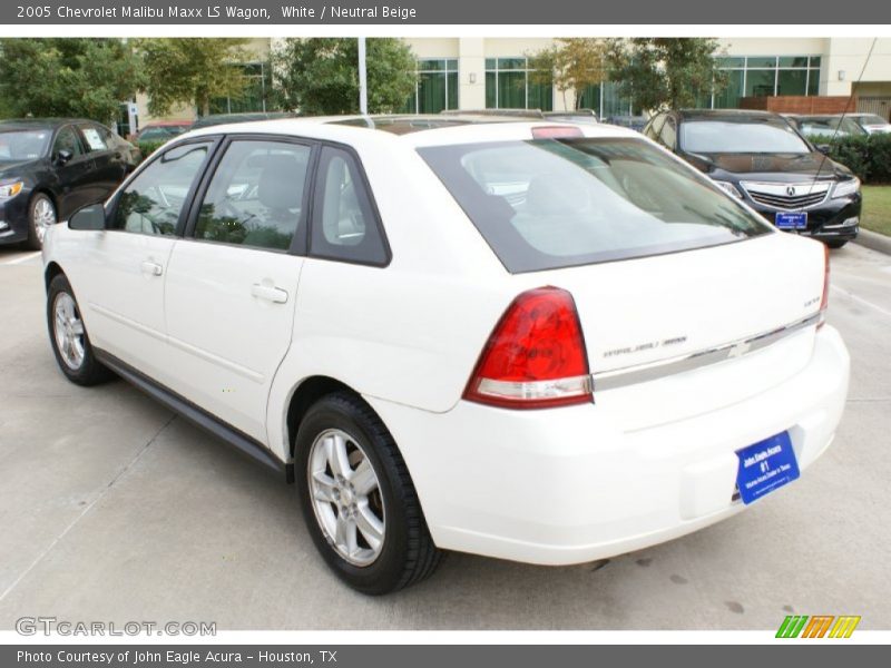 White / Neutral Beige 2005 Chevrolet Malibu Maxx LS Wagon
