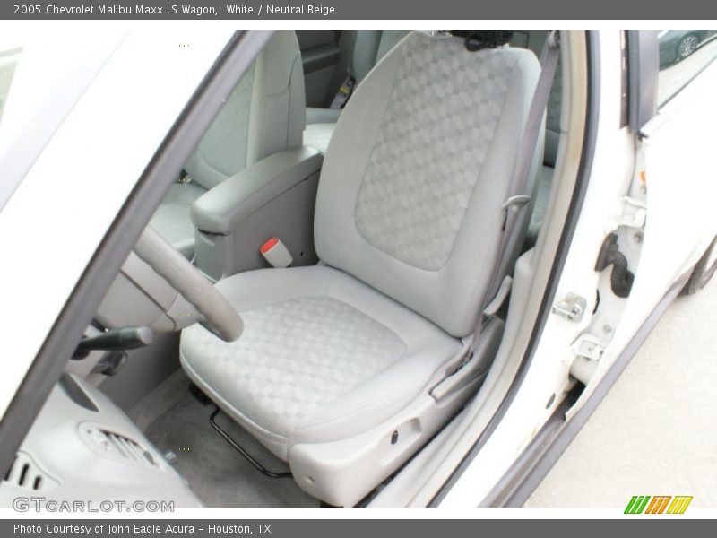 White / Neutral Beige 2005 Chevrolet Malibu Maxx LS Wagon