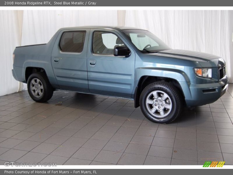 Front 3/4 View of 2008 Ridgeline RTX