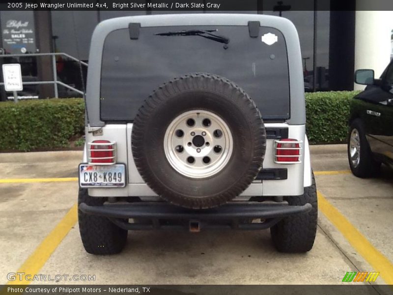 Bright Silver Metallic / Dark Slate Gray 2005 Jeep Wrangler Unlimited 4x4
