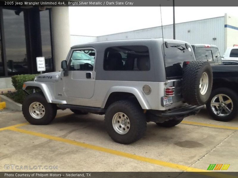 Bright Silver Metallic / Dark Slate Gray 2005 Jeep Wrangler Unlimited 4x4