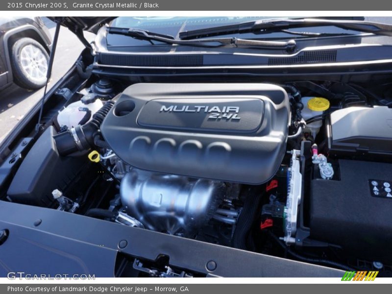 Granite Crystal Metallic / Black 2015 Chrysler 200 S
