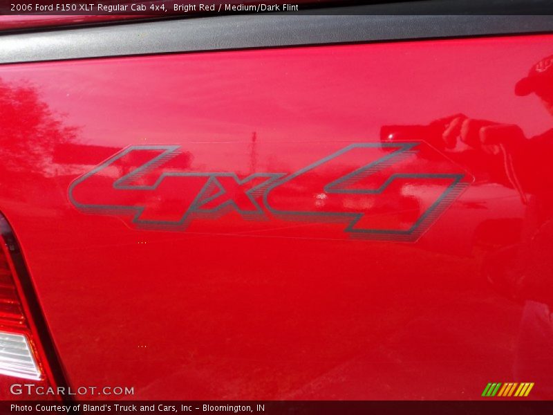 Bright Red / Medium/Dark Flint 2006 Ford F150 XLT Regular Cab 4x4