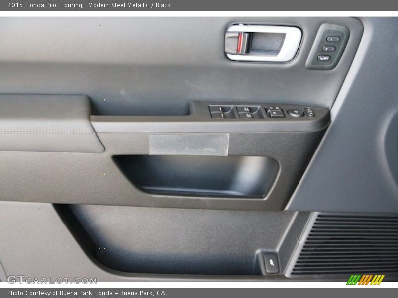 Modern Steel Metallic / Black 2015 Honda Pilot Touring