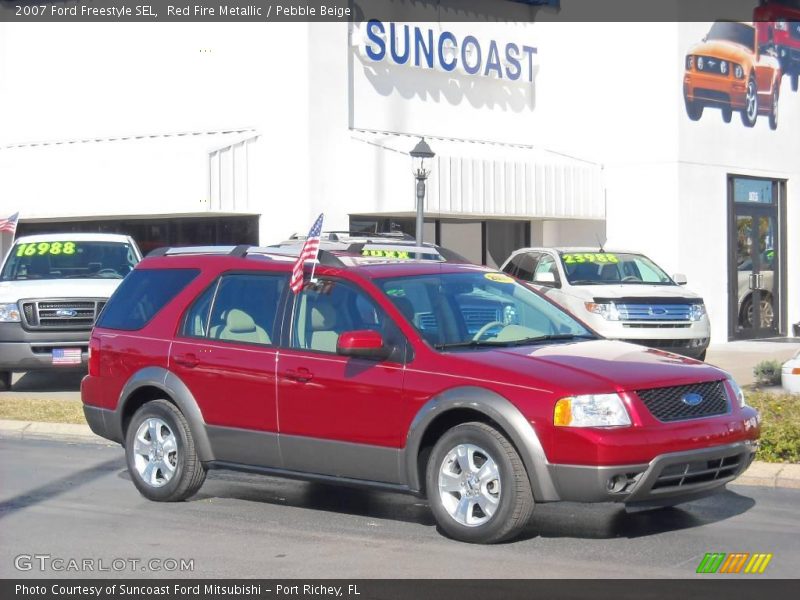 Red Fire Metallic / Pebble Beige 2007 Ford Freestyle SEL