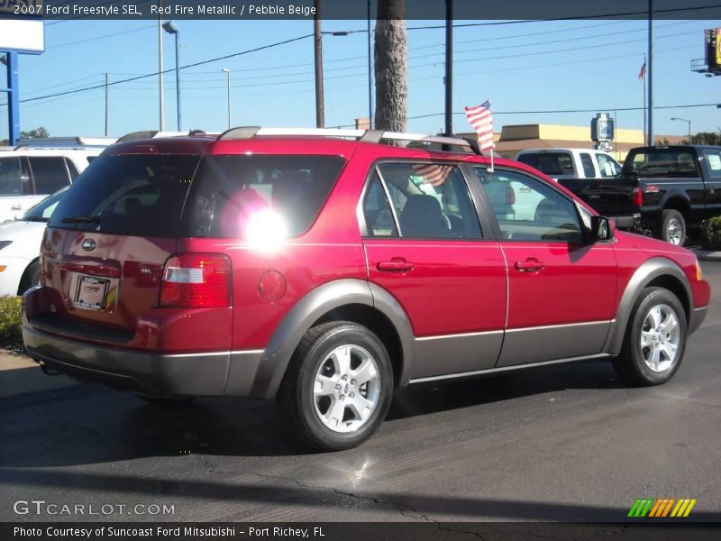 Red Fire Metallic / Pebble Beige 2007 Ford Freestyle SEL