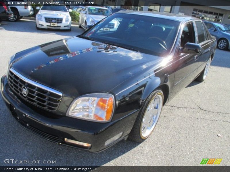 Sable Black / Black 2001 Cadillac DeVille DTS Sedan