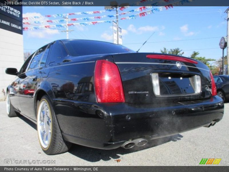 Sable Black / Black 2001 Cadillac DeVille DTS Sedan