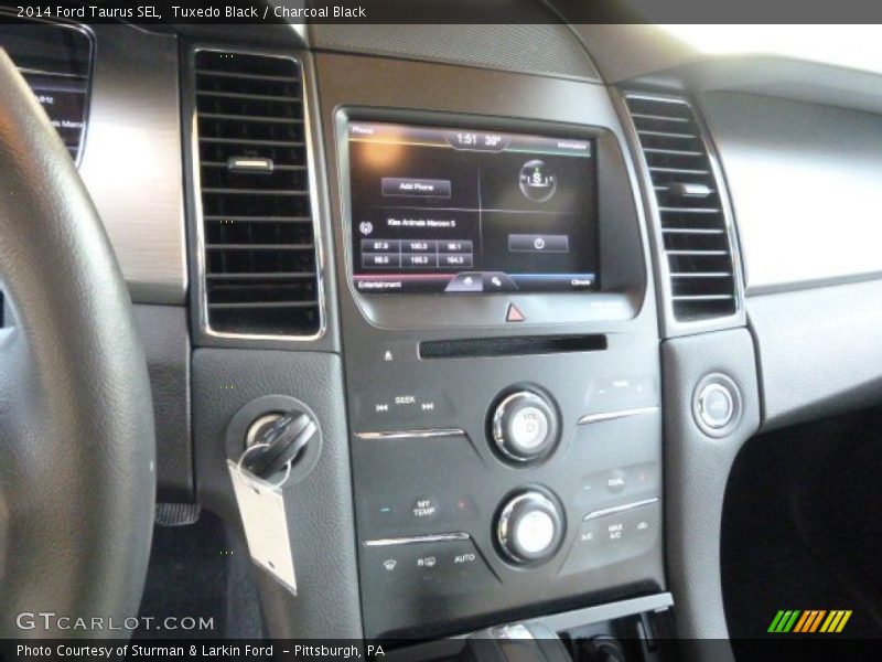 Tuxedo Black / Charcoal Black 2014 Ford Taurus SEL
