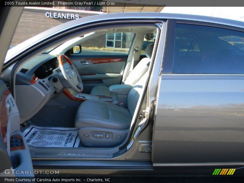 Phantom Gray Pearl / Light Gray 2005 Toyota Avalon Limited