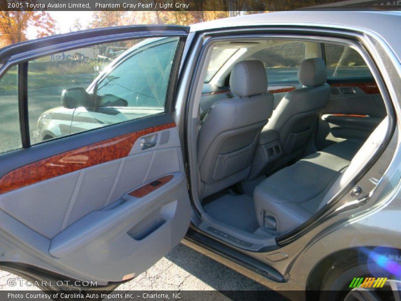 Phantom Gray Pearl / Light Gray 2005 Toyota Avalon Limited
