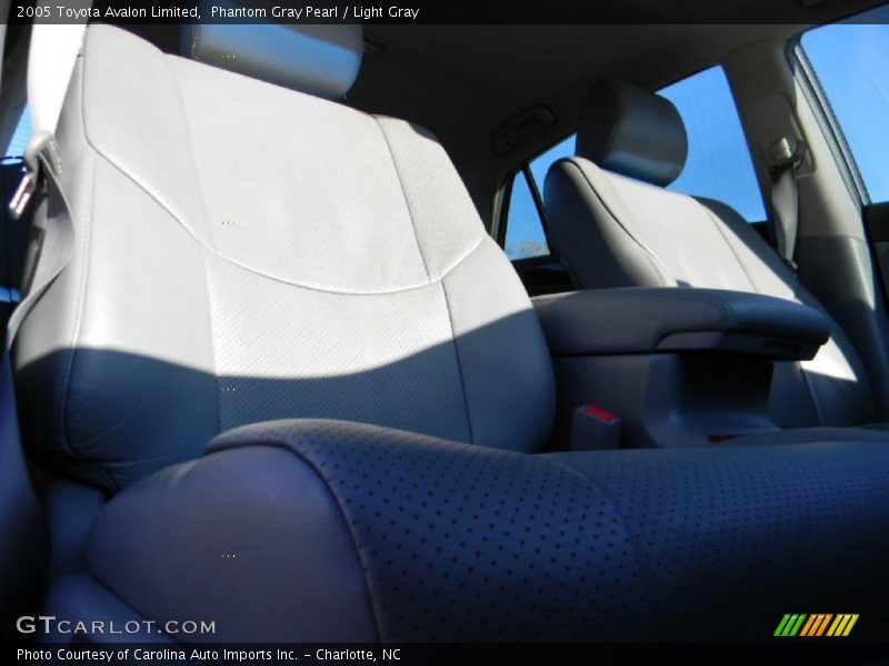 Phantom Gray Pearl / Light Gray 2005 Toyota Avalon Limited