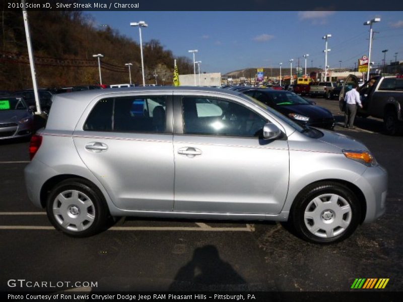 Silver Streak Mica / Charcoal 2010 Scion xD