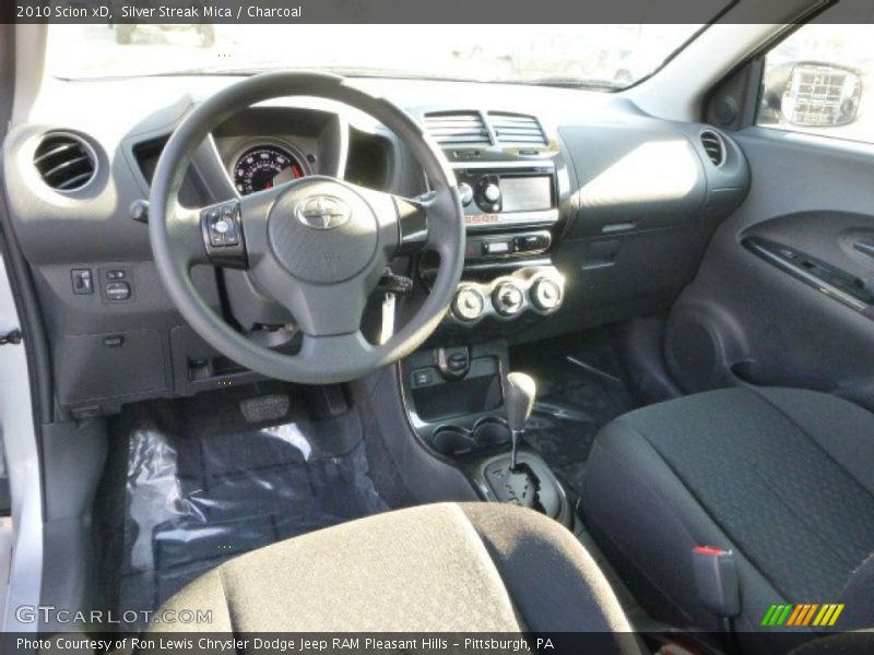 Silver Streak Mica / Charcoal 2010 Scion xD