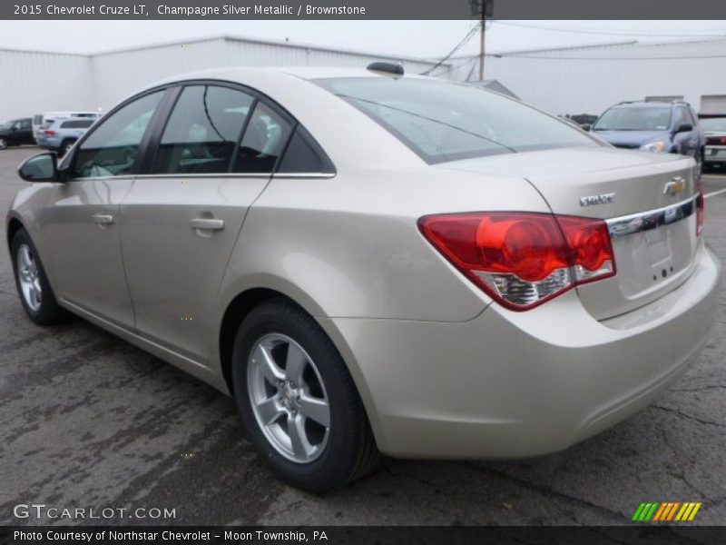 Champagne Silver Metallic / Brownstone 2015 Chevrolet Cruze LT