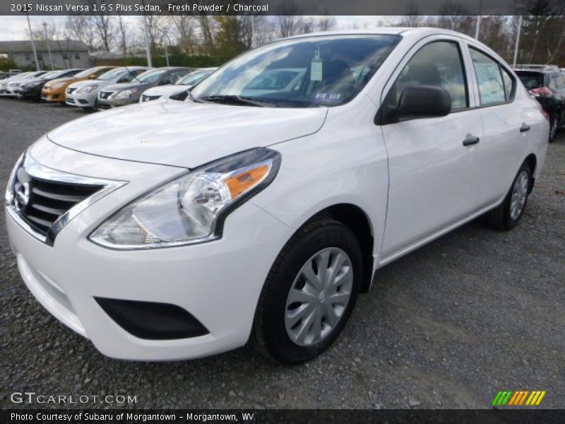 Fresh Powder / Charcoal 2015 Nissan Versa 1.6 S Plus Sedan