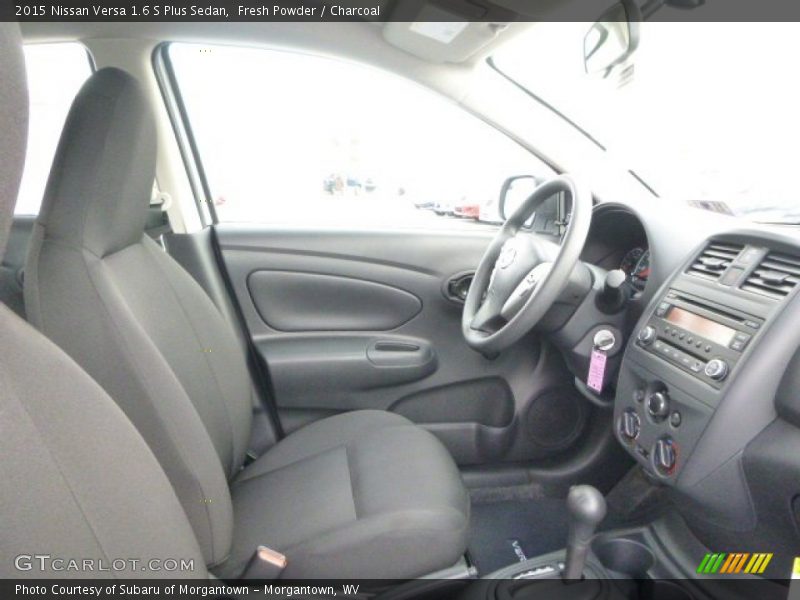Fresh Powder / Charcoal 2015 Nissan Versa 1.6 S Plus Sedan