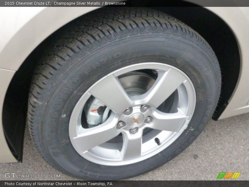 Champagne Silver Metallic / Brownstone 2015 Chevrolet Cruze LT