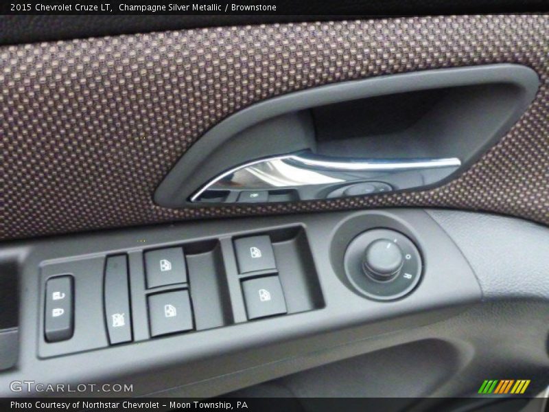 Champagne Silver Metallic / Brownstone 2015 Chevrolet Cruze LT