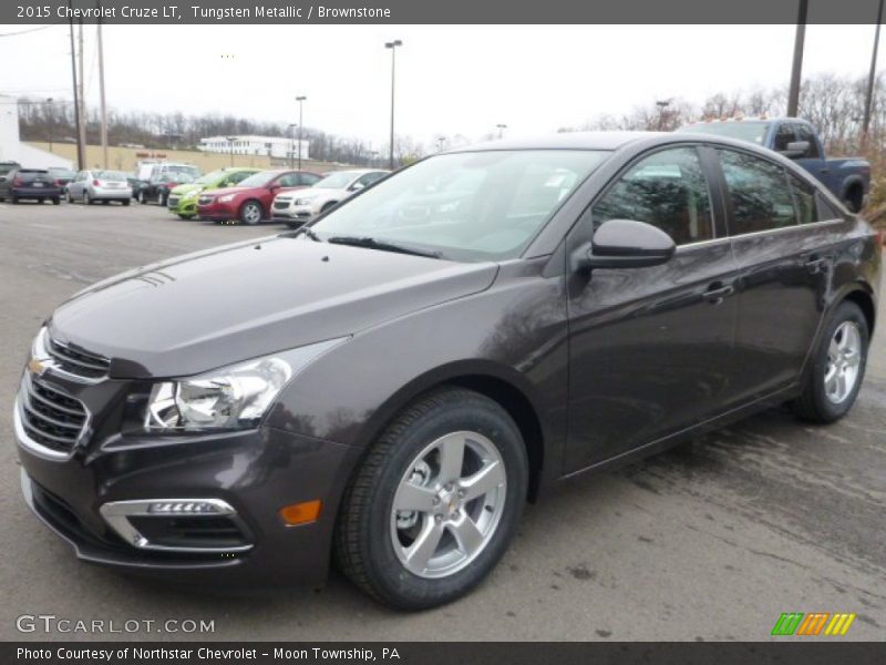 Front 3/4 View of 2015 Cruze LT