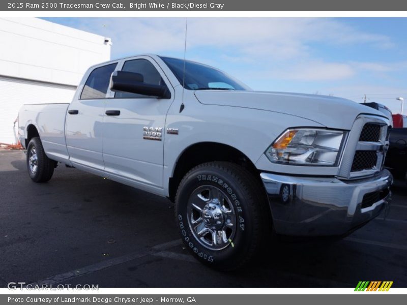 Front 3/4 View of 2015 2500 Tradesman Crew Cab