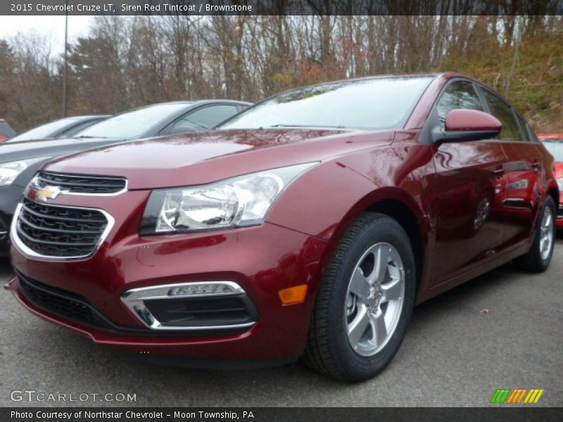 Siren Red Tintcoat / Brownstone 2015 Chevrolet Cruze LT