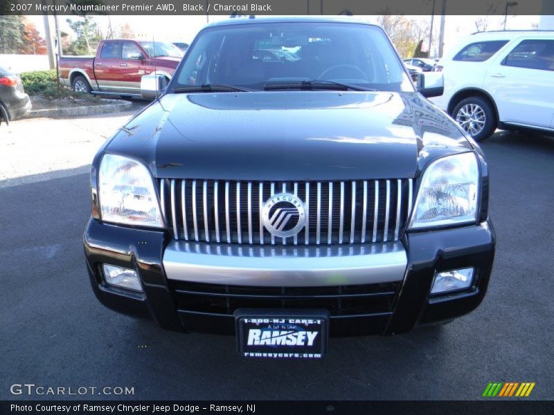 Black / Charcoal Black 2007 Mercury Mountaineer Premier AWD
