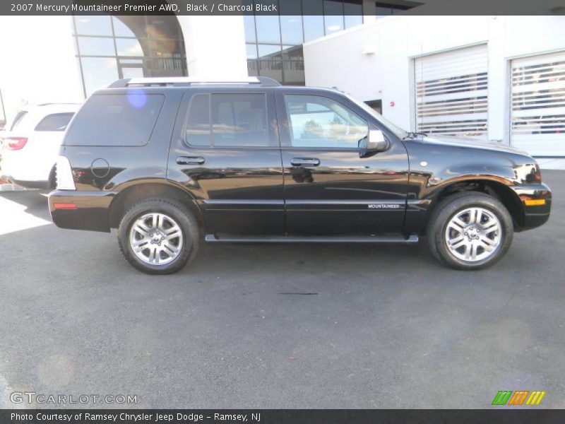 Black / Charcoal Black 2007 Mercury Mountaineer Premier AWD