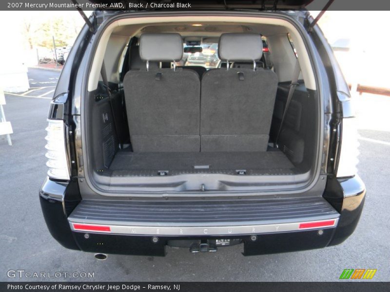 Black / Charcoal Black 2007 Mercury Mountaineer Premier AWD