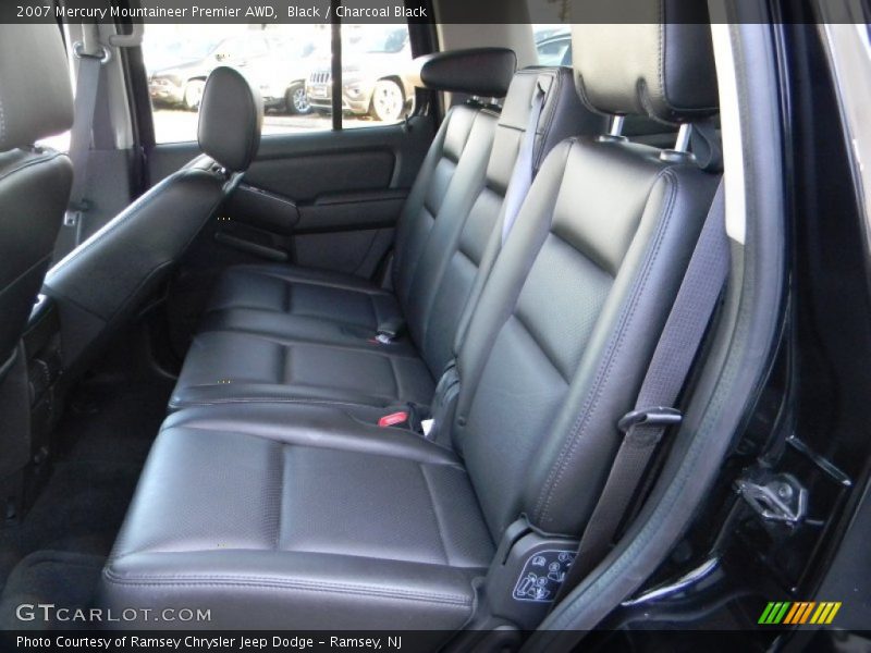 Black / Charcoal Black 2007 Mercury Mountaineer Premier AWD