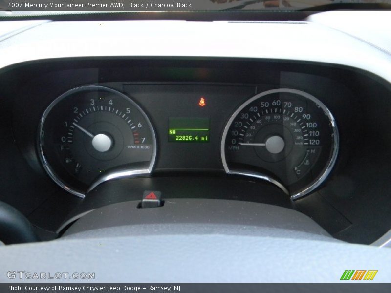 Black / Charcoal Black 2007 Mercury Mountaineer Premier AWD