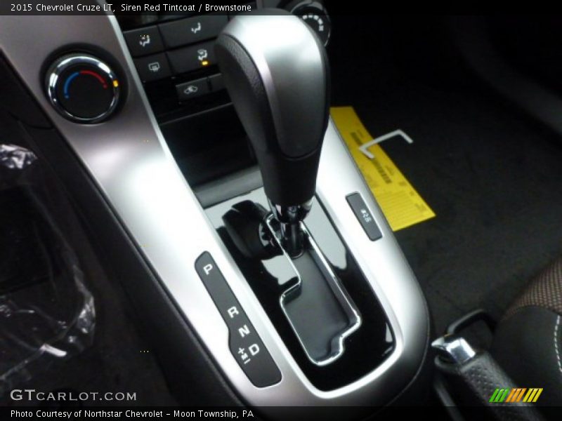 Siren Red Tintcoat / Brownstone 2015 Chevrolet Cruze LT