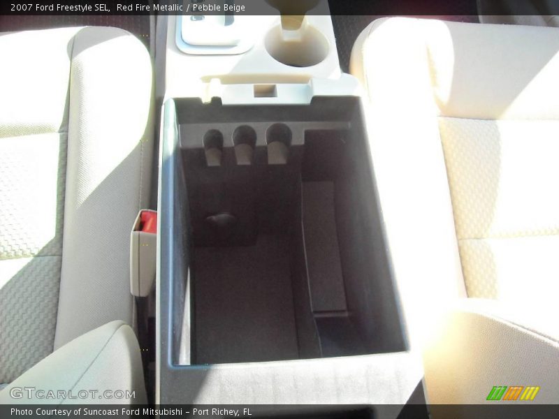 Red Fire Metallic / Pebble Beige 2007 Ford Freestyle SEL