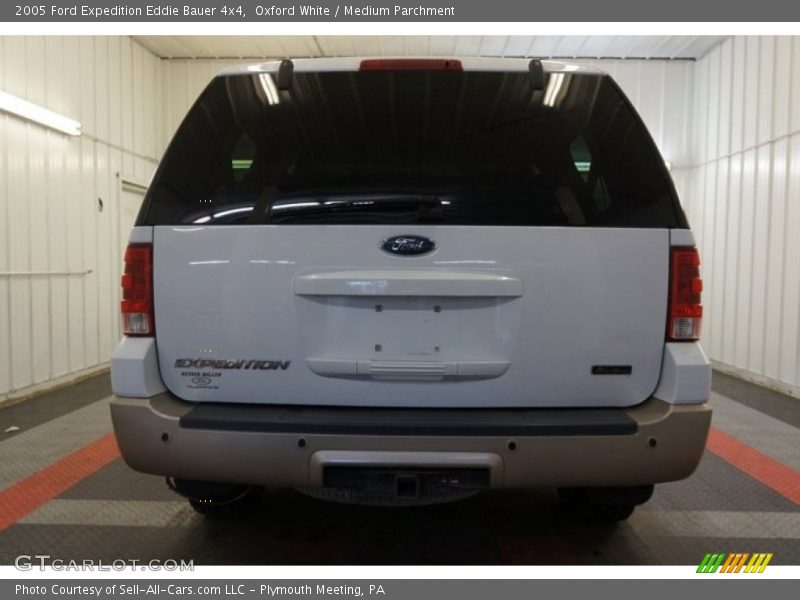 Oxford White / Medium Parchment 2005 Ford Expedition Eddie Bauer 4x4