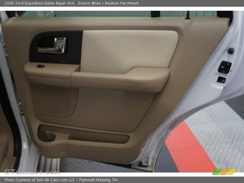 Oxford White / Medium Parchment 2005 Ford Expedition Eddie Bauer 4x4