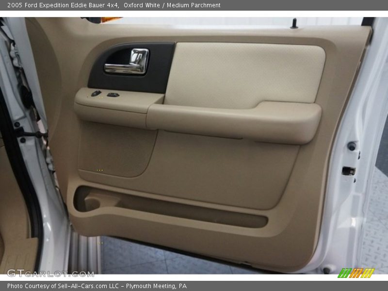 Oxford White / Medium Parchment 2005 Ford Expedition Eddie Bauer 4x4