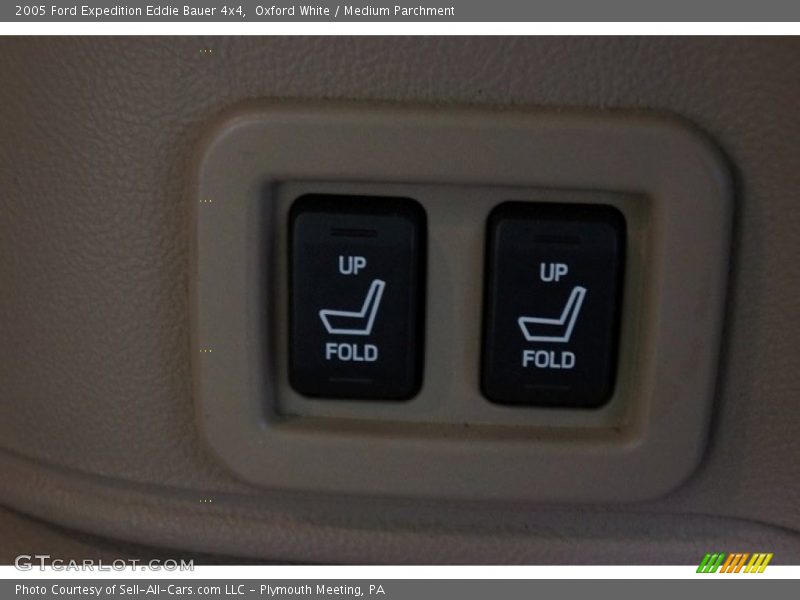 Oxford White / Medium Parchment 2005 Ford Expedition Eddie Bauer 4x4