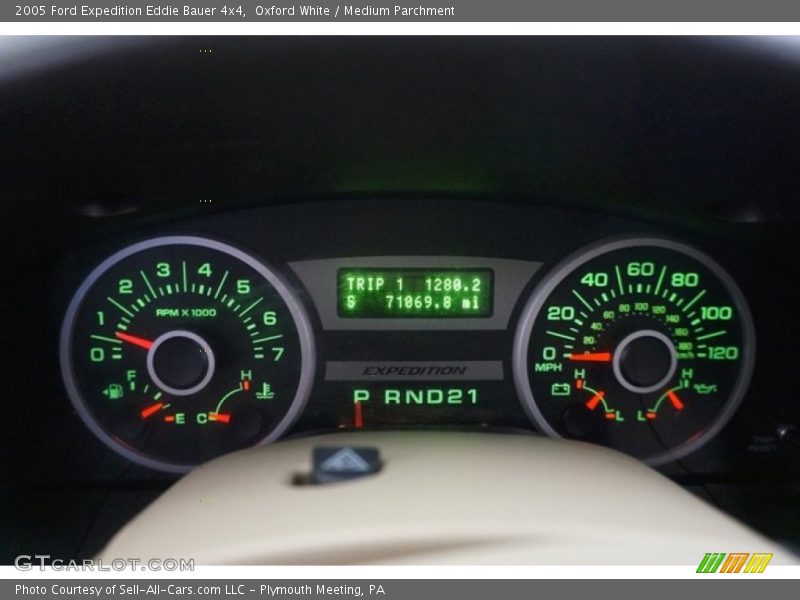Oxford White / Medium Parchment 2005 Ford Expedition Eddie Bauer 4x4