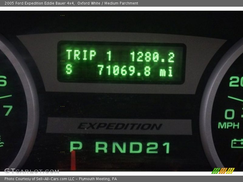 Oxford White / Medium Parchment 2005 Ford Expedition Eddie Bauer 4x4