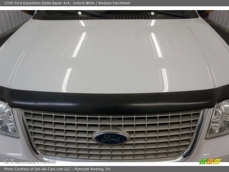 Oxford White / Medium Parchment 2005 Ford Expedition Eddie Bauer 4x4