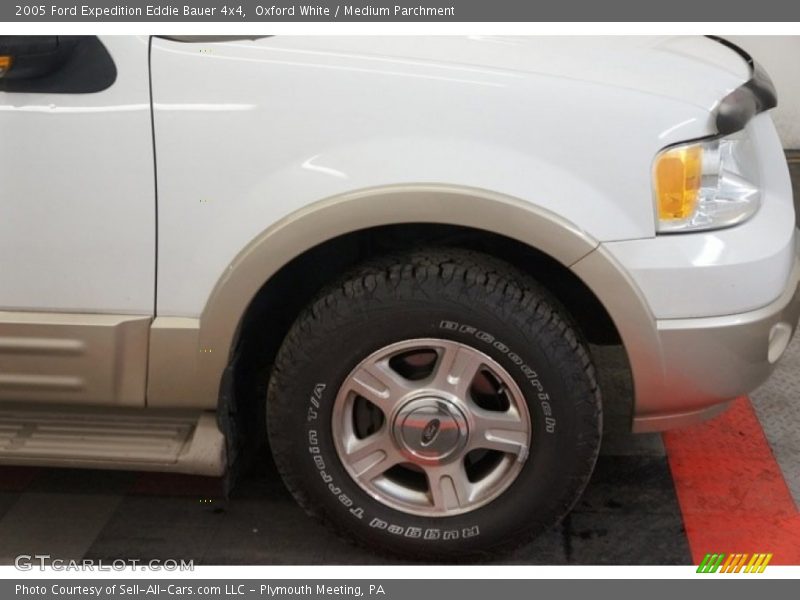Oxford White / Medium Parchment 2005 Ford Expedition Eddie Bauer 4x4