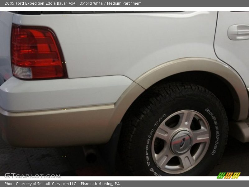 Oxford White / Medium Parchment 2005 Ford Expedition Eddie Bauer 4x4