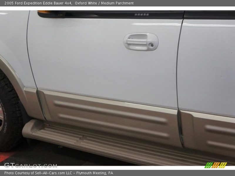 Oxford White / Medium Parchment 2005 Ford Expedition Eddie Bauer 4x4