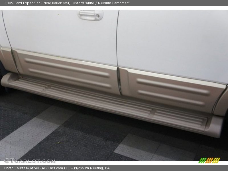 Oxford White / Medium Parchment 2005 Ford Expedition Eddie Bauer 4x4